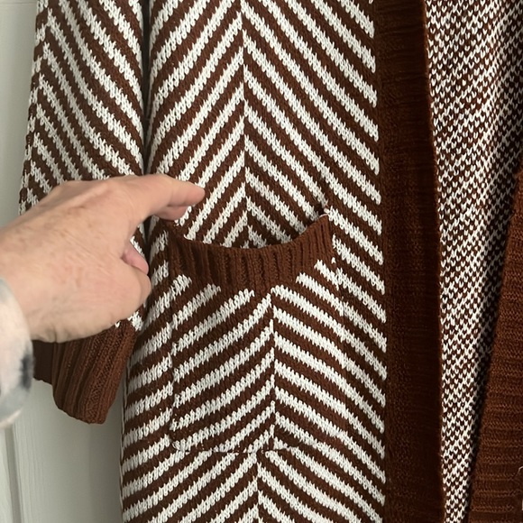 Fortune & Ivy Knit Cardigans Size Medium Rust/off white color - Picture 3 of 7